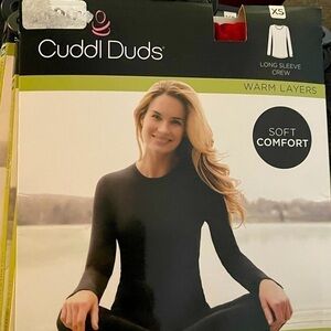 CUDDL Duds Softwear with stretch Women’s long sleeve crew Size XS Cranberry NWT